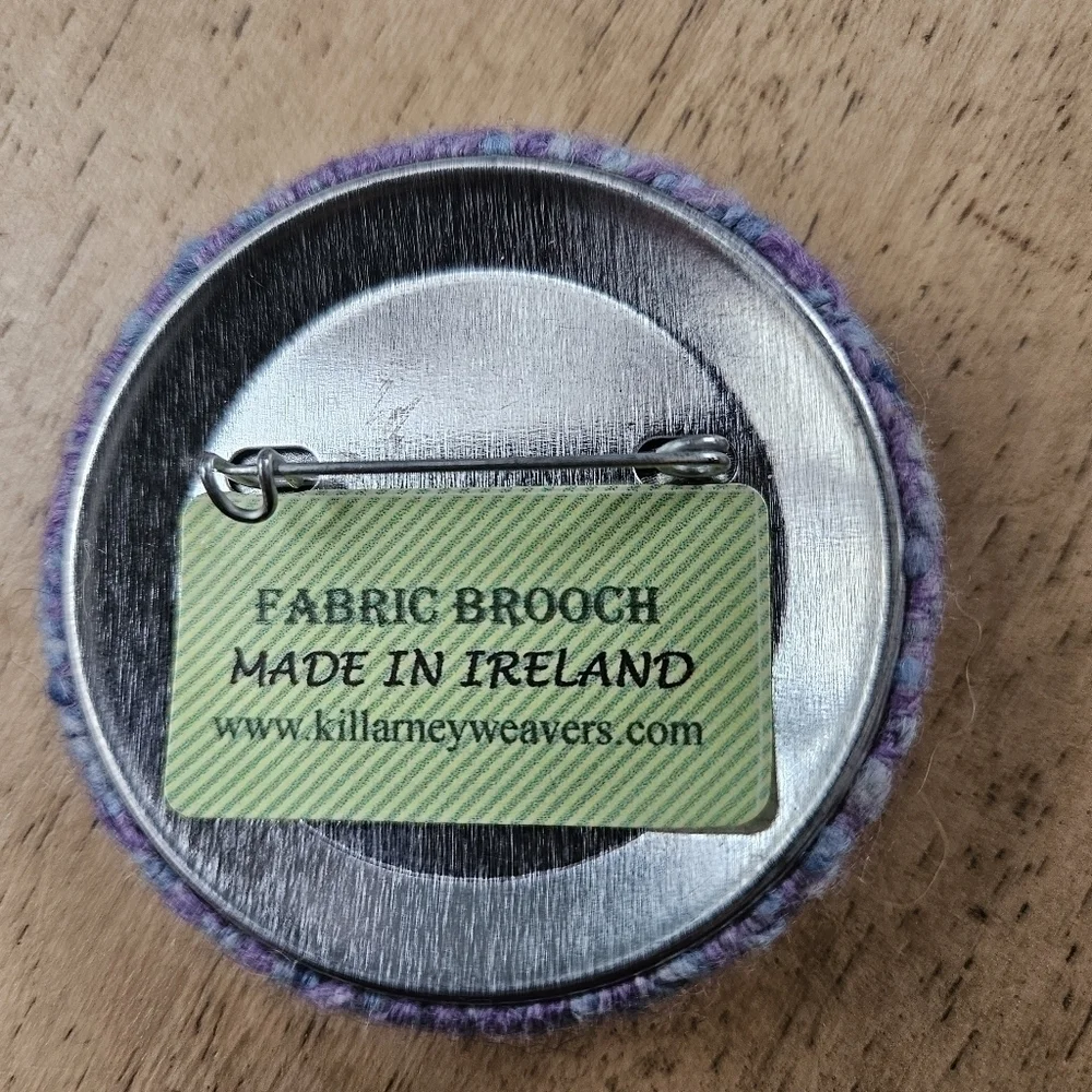 Brooch Killarney weavers and pin